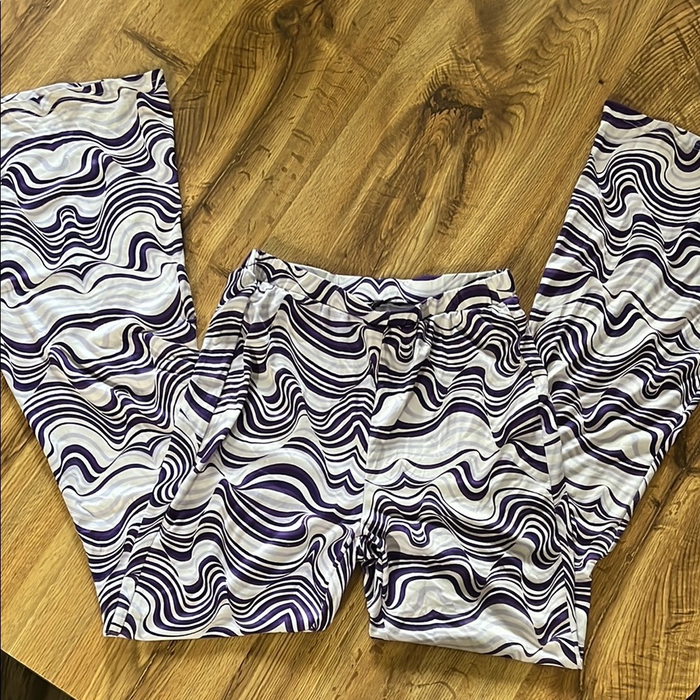 SHEIN Monochrome Wavy Pattern Trousers